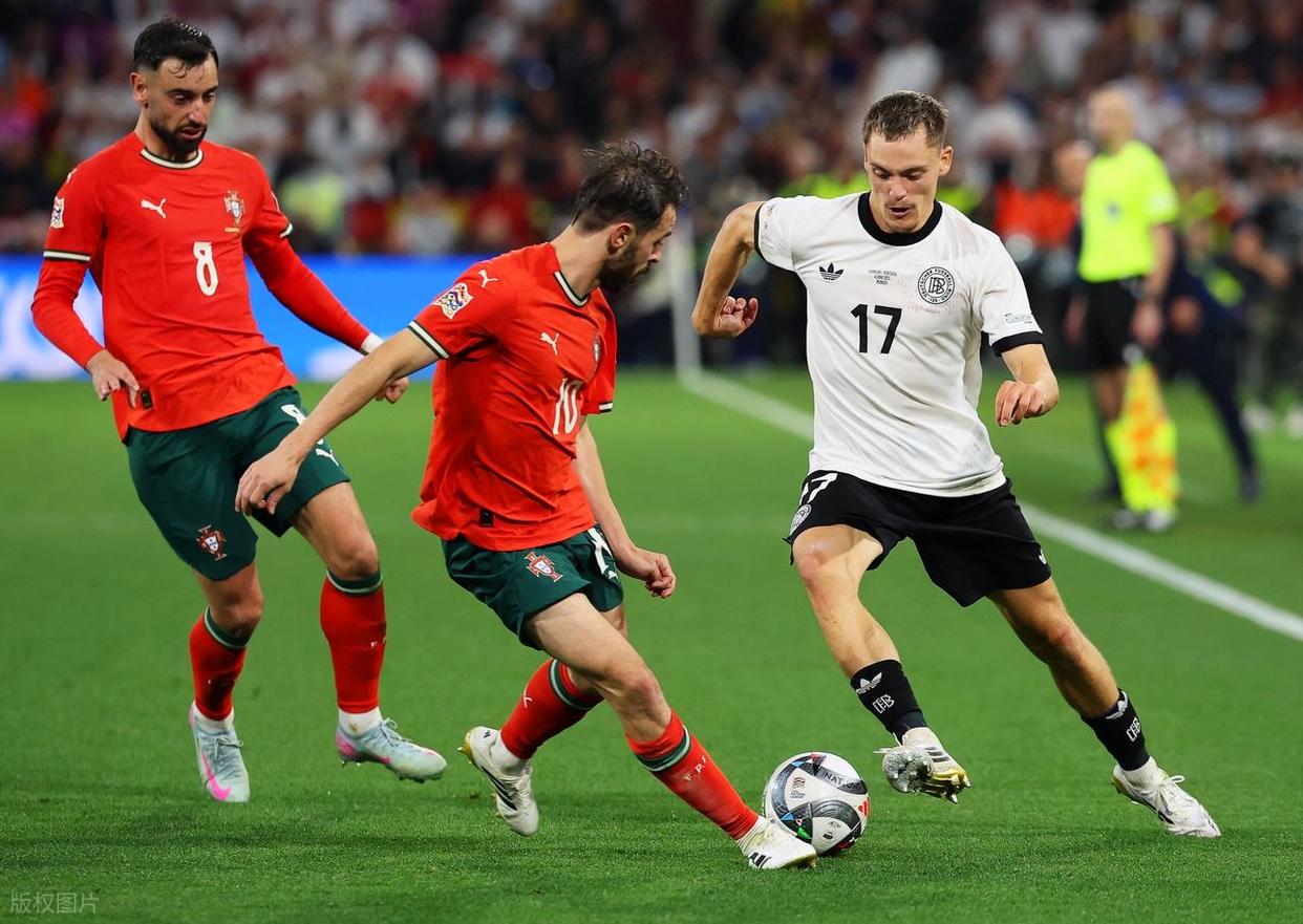 里程碑夜！萨克拉门托国王临场应变，英超今夜刷纪录，引发热议，更衣室氛围转暖的简单介绍