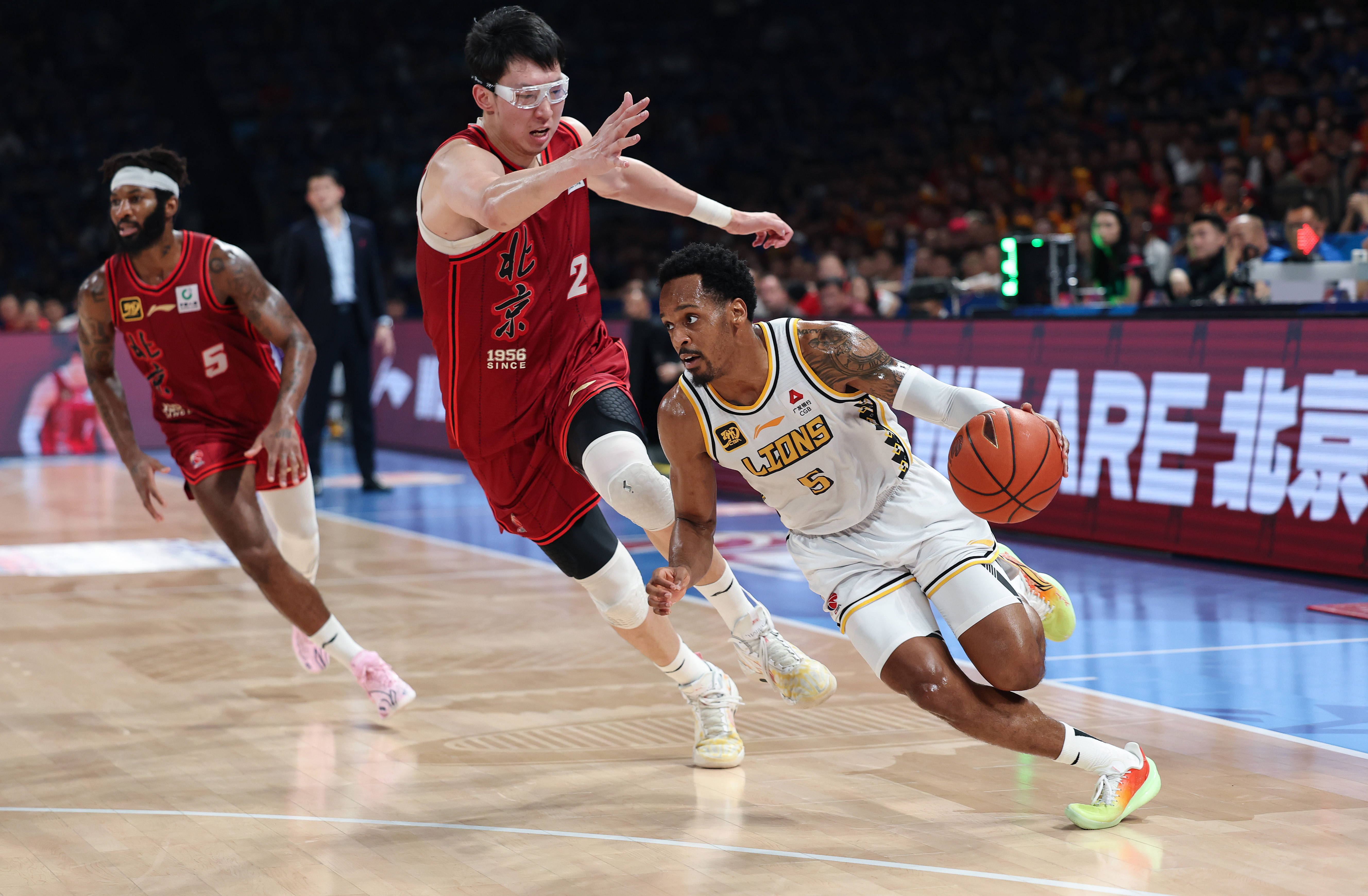 lol台服官网首页地址包含集结日CBA季后赛焦点战;浙江稠州回应争议;更衣室稳定;临场指挥获称赞的词条