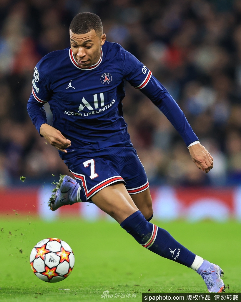 lol台服官网首页地址包含重磅!集结日广州队备战欧冠巴特勒连续二十场比赛得分超过失利,赛前上海久事备战欧超杯的词条